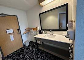 Ramada by Wyndham Strasburg Dover 3