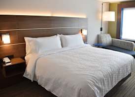 Holiday Inn Express & Suites BOSTON SOUTH - RANDOLPH by IHG 5
