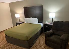 SureStay by Best Western Massena 4