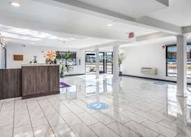 Americas Best Value Inn East Peoria 2
