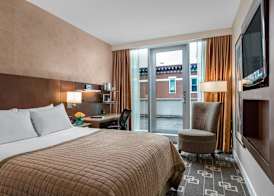 Wyndham Garden Chinatown 4