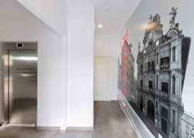 IRAIPE Pamplona Hostal Auto Check-in 2