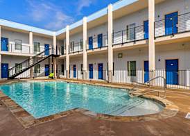 Quality Inn & Suites Elgin 5