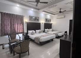 Ratnawali – A Vegetarian Heritage Hotel 5
