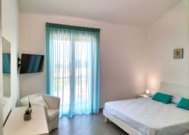 Icaro Apartments 2