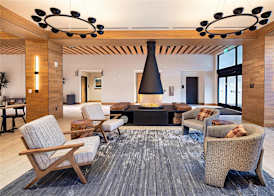 The Key Hotel Dubuque, Tapestry Collection By Hilton 2