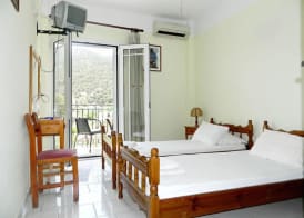 Logara's Apartments 5