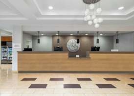 Fairfield Inn & Suites by Marriott Cumberland 2