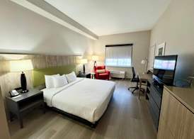 Country Inn & Suites by Radisson, Port Charlotte, FL 5