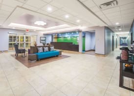 La Quinta by Wyndham Tulsa Airport / Expo Square 3