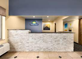 Days Inn by Wyndham Oak Ridge Knoxville 3