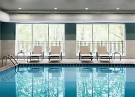Holiday Inn Express & Suites BARDSTOWN by IHG 3