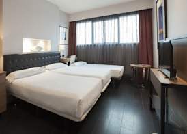URH Hotel Spa Zen Balagares 5
