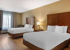 Comfort Inn & Suites At CrossPlex Village 4