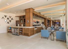 Hampton Inn & Suites by Hilton Salamanca Bajio 2