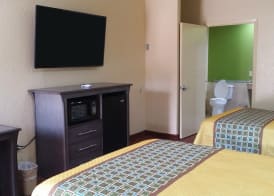 Americas Best Value Inn & Suites Northeast Houston 3