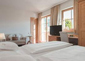 Hotel Tiefenbrunn Gardensuites & Breakfast 3