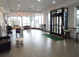 Ramada by Wyndham Beaver Falls 2