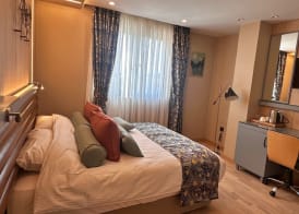 Hotel Sapphire 5