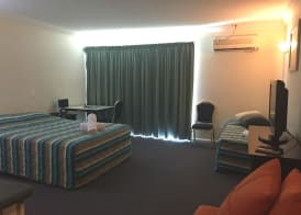 Comfort Hotel Pacific Cleveland 4