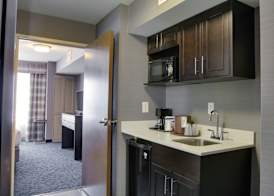Holiday Inn Express & Suites SIDNEY by IHG 3