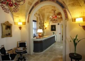 Kelina Charme Hotel by Cantine Due Palme 4