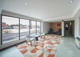 Ramada by Wyndham Kingston 3