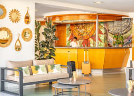 Apartamentos Cabau Cala Nova 3