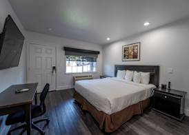 Monterey Surf Inn 4