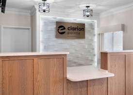 Clarion Pointe Mattoon near University 2