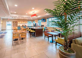 Country Inn & Suites by Radisson, Rochester-Pittsford-Brighton, NY 2