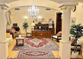 FLEUR DE LIS HOTEL 2