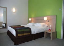 Esatitude Hotel 4