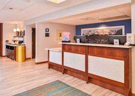 Hampton Inn Seattle-Airport 5