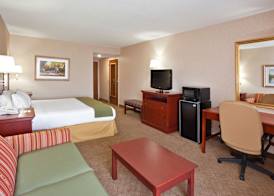 Holiday Inn Express WILMINGTON by IHG 4