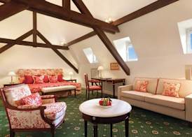 Villa Rothschild, Autograph Collection 5