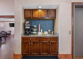Quality Inn Meadville 4