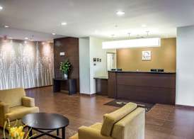 Sleep Inn & Suites Center 3