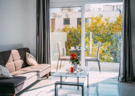 Thomas Apartments 3