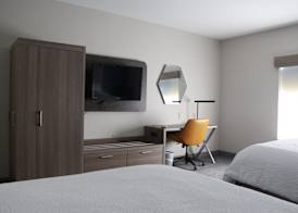 Holiday Inn Express & Suites WYTHEVILLE by IHG 3