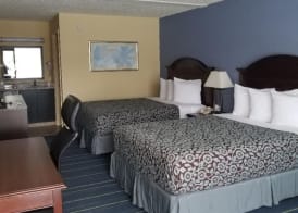 Days Inn by Wyndham Clearwater/Central 5