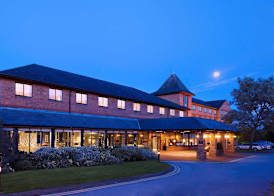 DoubleTree by Hilton Sheffield Park 3
