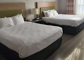 Country Inn & Suites by Radisson, Green Bay, WI 5