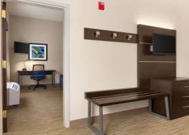 Holiday Inn Express & Suites SAN ANTONIO NW-MEDICAL AREA by IHG 4
