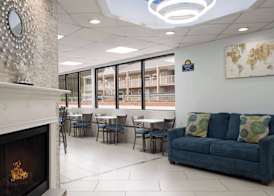 Days Inn by Wyndham Weldon/Roanoke Rapids 2