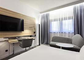 Novotel Tours Centre Gare 4