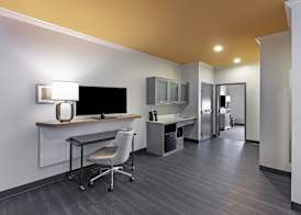 Holiday Inn & Suites MCKINNEY - N ALLEN by IHG 5