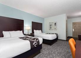 La Quinta by Wyndham Bonita Springs Naples North 5