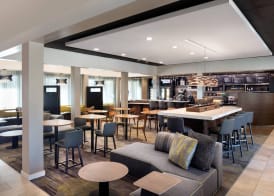Courtyard by Marriott San Diego Sorrento Valley 2