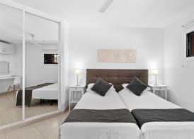 Paloma Beach Apartments 5